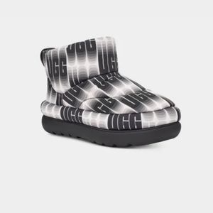 UGG CLASSIC MAXI MINI WAVELENGTH WINTER SNOW ANKLE BOOTS, US 7~NEW